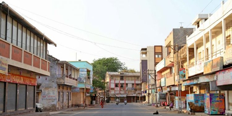 ખંભાળીયામાં નવા રસ્તાઓથી કોનો વિકાસ?