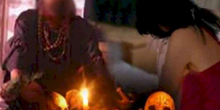 યુવકને વશમાં કરવા કોલેજીયન યુવતીએ ઓનલાઈન તાંત્રિકનો સહારો લીધો, 4 લાખથી વધુની રકમ સ્વાહા થઇ ગઈ..