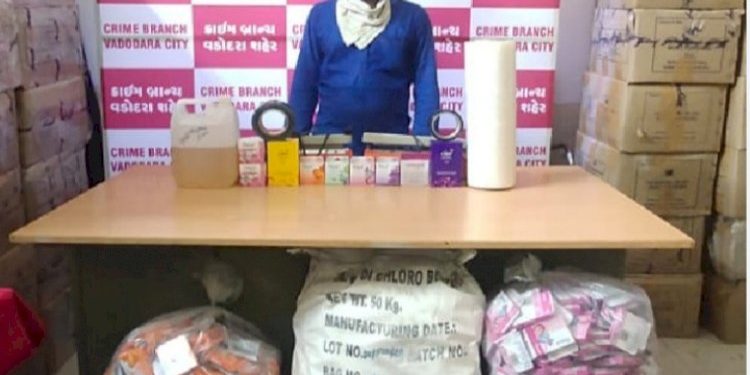 ડુપ્લીકેટ એરફ્રેશનર અને એરપોકેટ બનાવવાનું કૌભાંડ ઝડપાયું