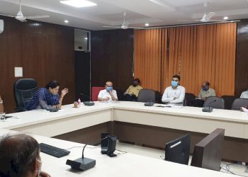 નેશનલ હાઇવે લગત ખેડુતોના પ્રશ્નોના સુખદ ઉકેલ માટે દ્વારકા જિલ્લા વહીવટીતંત્રની તાકીદની મીટીંગ યોજી જરૂરી સુચના આપતા સાંસદ પૂનમબેન