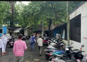 જામનગર અને અમદાવાદની બે બહેનપણીઓએ આર્થિક સમસ્યા દુર કરવા આવું કર્યું