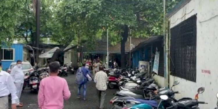 જામનગર અને અમદાવાદની બે બહેનપણીઓએ આર્થિક સમસ્યા દુર કરવા આવું કર્યું