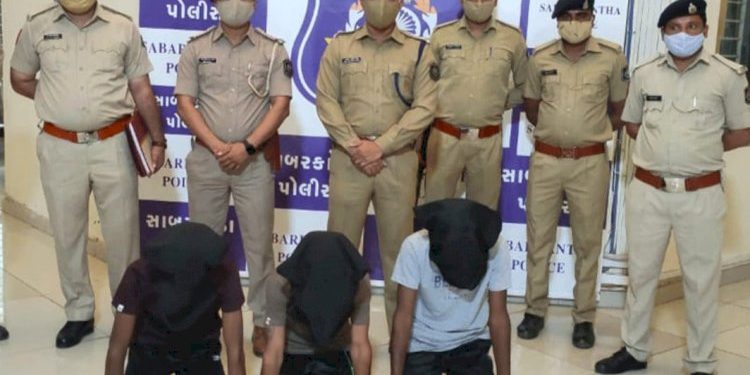 ચડ્ડી ગેંગ આવી પોલીસના હાથમા, ગુજરાતના આ જિલ્લાઓમાં મચાવી દીધો હતો તરખાટ