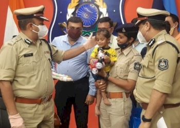 સૌરાષ્ટ્રમાં બાળ તસ્કરીના કૌભાંડનો પર્દાફાશ કરતી પોલીસ