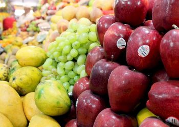 ફળો પર જોવા મળતા સ્ટીકરનું આવું હોય છે રાઝ…