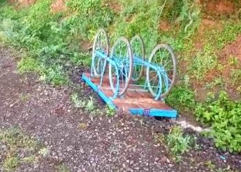 પગપાળા યાત્રાએ જઈ રહેલા એ દંપતીની યાત્રા આખરી જ રહી..