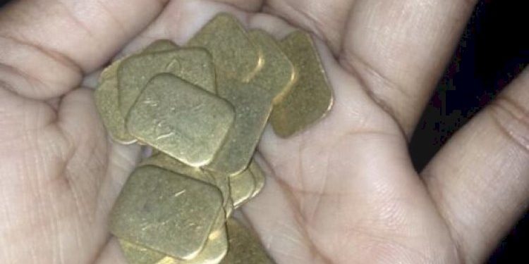 રાજ્યના આ શહેરમાં વહેલીસવાર સુધી લોકો સોનાના સિક્કા શોધવા મથતા રહ્યા
