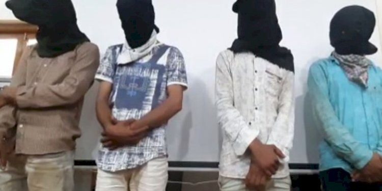 30 લાખની લુંટના ગુન્હામાં પોલીસે 4 શખ્સોને ઝડપી પાડી ભેદ ઉકેલ્યો