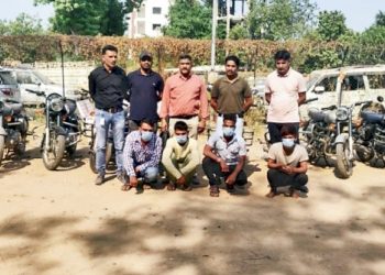 બૂલેટ ચોરતી ગેંગ ઝડપાઈ, 4 શખ્સો માત્ર મોંઘા બૂલેટની જ ચોરી કરતા હતા અને બાદમાં…