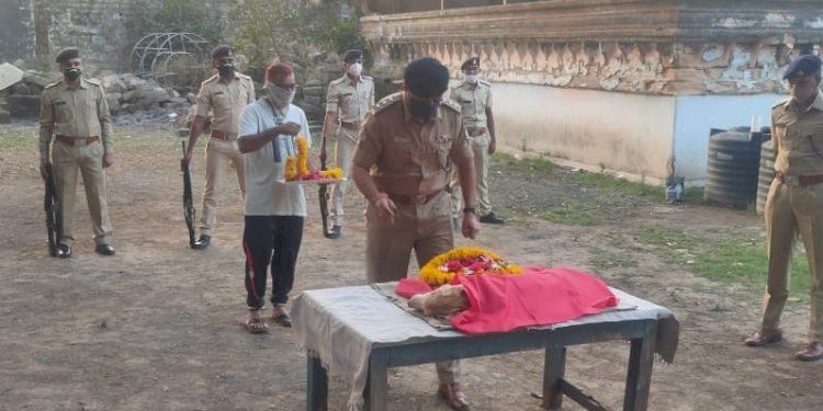 પોલીસના સ્નીફરડોગનું અવસાન, સ્ટાફ પણ થયો ભાવવિભોર