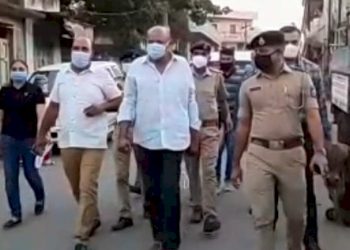 ચર્ચાસ્પદ કિસ્સો, સવારે યુવાનને નગ્ન કરી બજારમાં ફેરવ્યો, સાંજે પોલીસે સંડોવાયેલા શખ્સોને ગામમાં ફેરવ્યા 