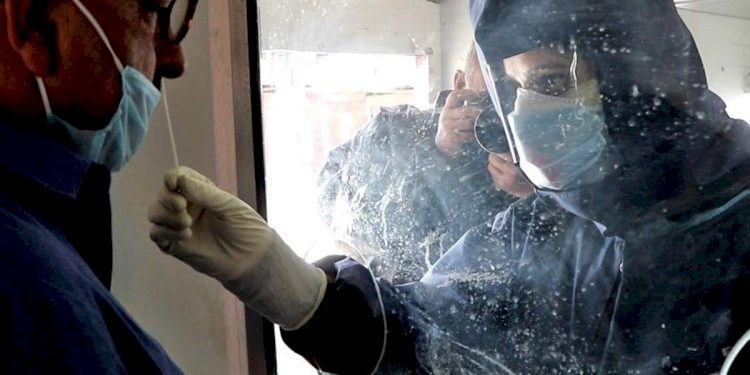 ફરી કોરોનાની એન્ટ્રી ના થાય તો સારું.. કોરોનાની વધતી ચિંતાને લઈને ગાંધીનગરમાં મળી બેઠક