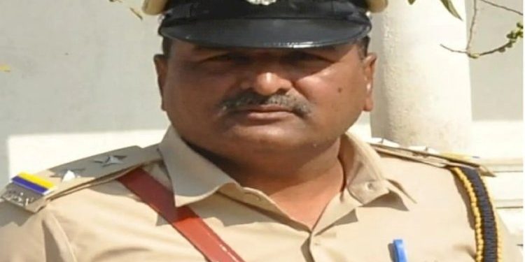 જેલમાં નીખીલ દોંગા સહિતને જલસા કરાવનાર જેલર સામે ગુજસીટોકનો ગુન્હો દાખલ