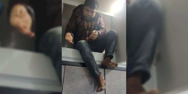 પાડોશીઓની સતર્કતાને સલામ, પોલીસે માળિયામાં છુપાયેલા તસ્કરોને ઝડપી પાડ્યા