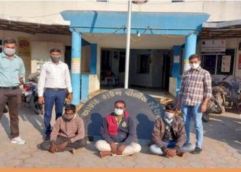 ગણતરીની મીનીટમાં તોડી નાખે બંગલાનું તાળું, હવાઈ મુસાફરી કરીને ચોરી કરવા જતી ગેંગ ઝડપાઈ