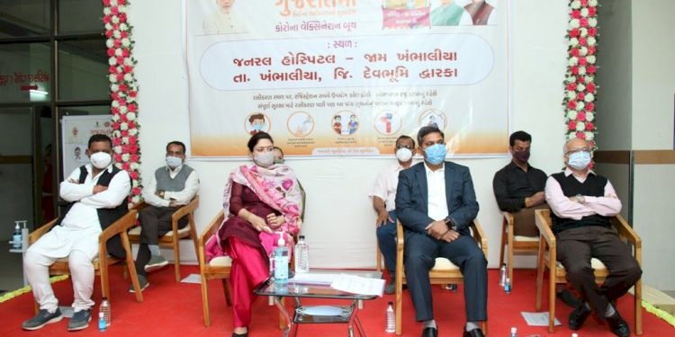 ભારતની વેકસીનની વિશ્વમાં વિશ્વસનિયતા ખુબ વધારે છે, વેકસીન લેવાથી કોઇએ ડરવાની જરૂર નથી: સાંસદ પુનમબેન માડમ