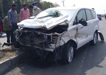 પુરપાટ ઝડપે દોડતી કારે બે ટુવ્હીલરને અડફેટ લીધા, 2 ના મોત