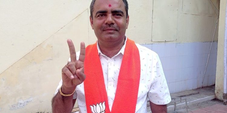 વફાદારીમાં અવ્વલ અને સતત કાર્યશીલ યુવા નેતા છે ભાજપના ઉમેદવાર દિવ્યેશ અકબરી