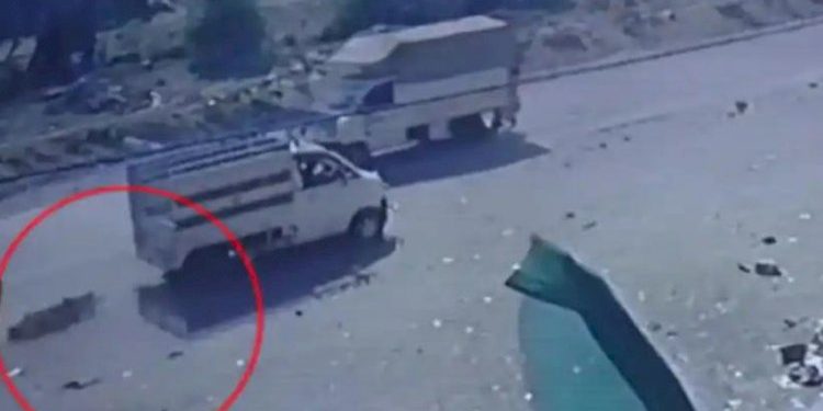 પત્નીએ ભાઈ સાથે મળીને પતિને ટેમ્પોમાં બાંધી અને ક્યાય સુધી ઘસેડ્યો