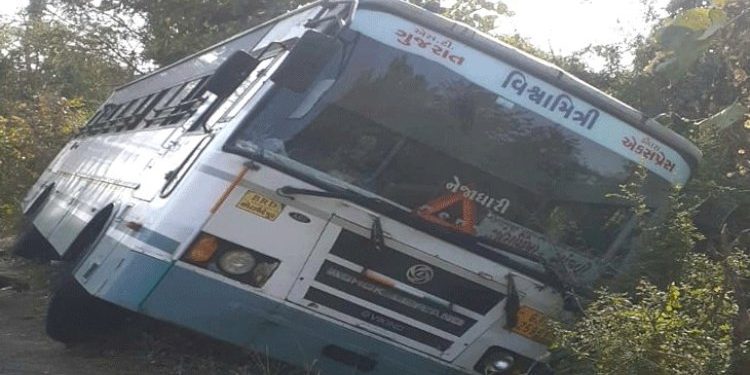 એસટીના વર્કશોપમાંથી બસ લઈને એક શખ્સ નાશી છૂટ્યા બાદ ઝડપાયો