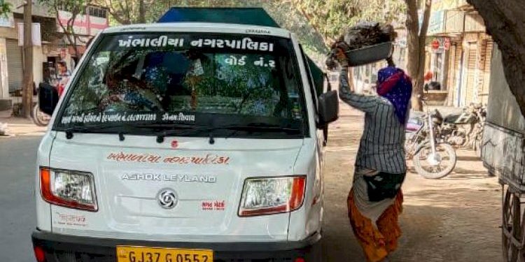 ખંભાળિયા નગરપાલિકાનો પ્રયોગ વખાણવાલાયક..સફાઈને લગત સમસ્યાનો ફોટો મોકલો અને 24 કલાકમાં સમસ્યા હલ