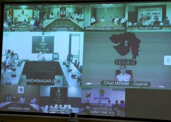 મુખ્યમંત્રીએ રાજ્યની 8 મનપાના કમિશનરો, અને પદાધિકારીઓ સાથે વાતચીત કરી કહ્યું કે…