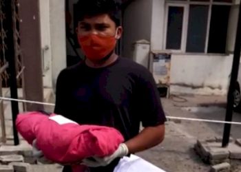 હે ભગવાન હવે તો દયા કરો, જેને દુનિયા નથી જોઈ તે 14 દિવસના માસુમને કોરોના ભરખી ગયો