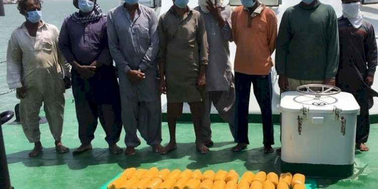 નશાનો સામાન ઝડપાયો, 30 પેકેટ કીમત છે 300 કરોડ 