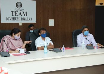 દેવભૂમિ દ્વારકા: વધતું કોરોના સંક્રમણ, પ્રભારીમંત્રી જવાહર ચાવડાના અધ્યક્ષસ્થાને બેઠક યોજાઇ 