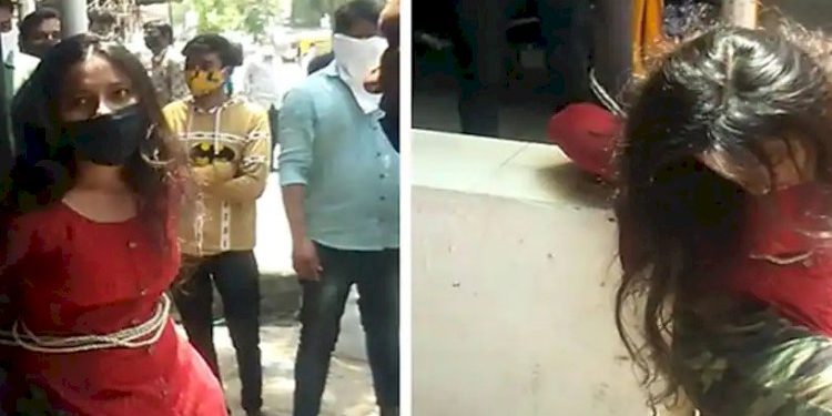યુવતીને થાંભલા સાથે બાંધી બેરહેમીથી મારવામાં આવ્યો માર, પુરુષોએ પણ ઉપાડ્યો હાથ શું છે ઘટના વાંચો