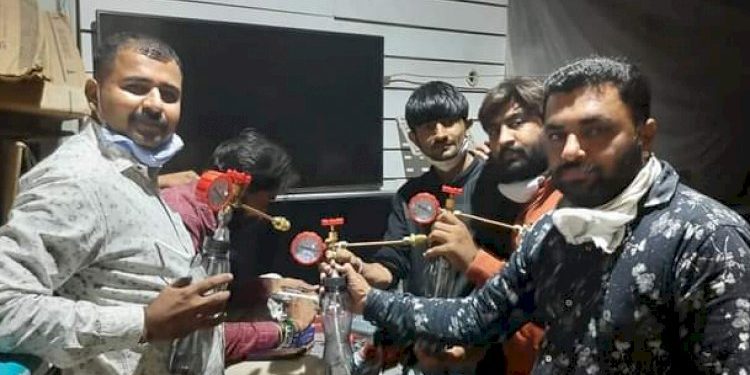 ખંભાળીયાના જયેશભાઇ અને જેશાભાઇએ ઓકસિજન બાટલાના દેશી ફલોમીટર બનાવ્યા 