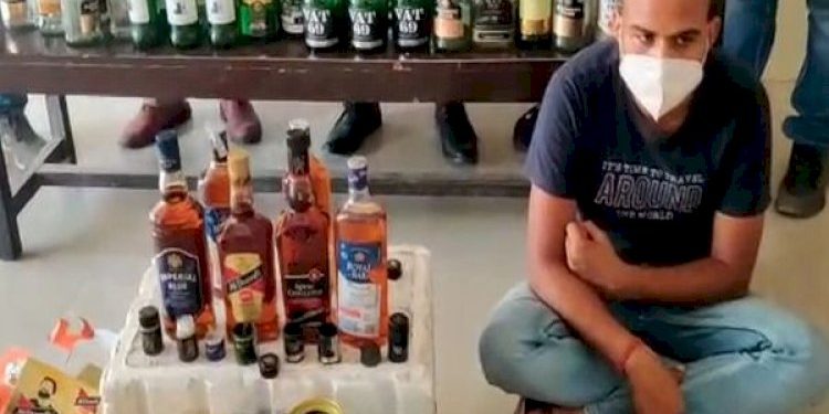 બોટલ અસલી પણ દારુ નકલી…