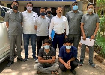 ઓનલાઈન છેતરપિંડી કરતી ગેંગના બે સાગરીતો ઝડપાયા, 13 રાજ્યના વેપારીઓને આ રીતે ઉતર્યા હતા શીશામાં