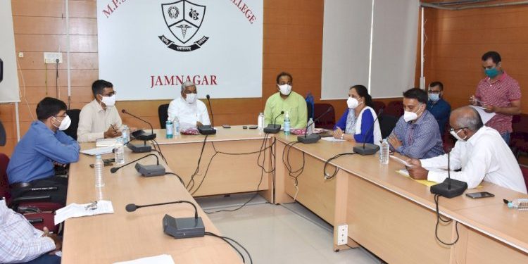 મંત્રી આર.સી.ફળદુના અધ્યક્ષસ્થાને રોગી કલ્યાણ સમિતિની બેઠક યોજાઈ