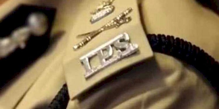 IAS અધિકારીઓની તો થઇ બદલીઓ હવે IPS અધિકારીઓની ક્યારે થશે બદલીઓ વાંચો