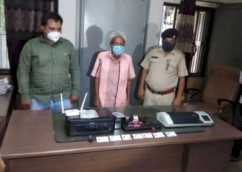 સસ્તા અનાજની દુકાનમાં બનતા હતા નકલી આધારકાર્ડ અને આવકના દાખલા