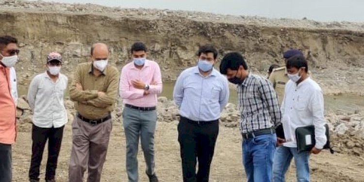સાની ડેમના ચાલી રહેલ કામ પર કલેકટર મુકેશ પંડ્યાની વિઝીટ, દર 3 માસે પ્રોગેસ રીપોર્ટ આપવાની સુચના અપાઈ