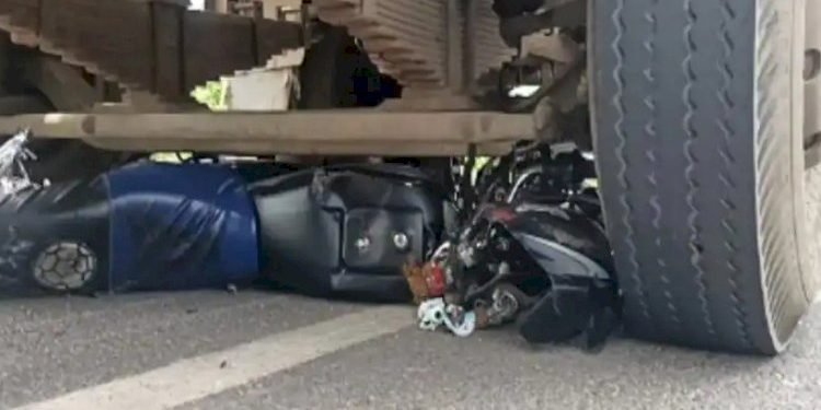 મંદિરથી દર્શન કરી પરત આવી રહેલ પરિવારને નડ્યો અકસ્માત, 3 ના મોત