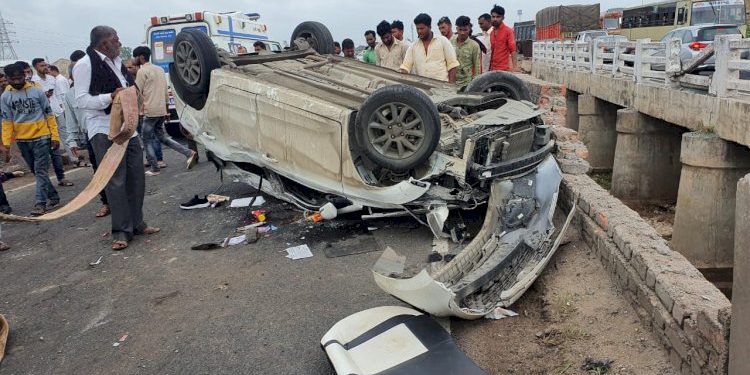 લીંબડી રાજકોટ હાઈવે પર અકસ્માત, જામનગરના 2 યુવકોના મોત