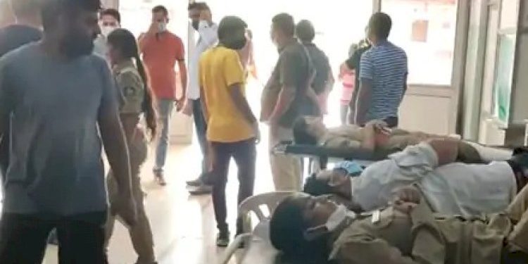 અમદાવાદથી રાજકોટ સર્વે માટે જઈ રહેલ ઇન્કમટેક્સના અધિકારીઓ કર્મચારીઓને નડ્યો અકસ્માત