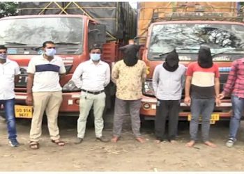 આંતરરાજ્ય વાહન ચોરીનું રેકેટ, માત્ર મોટા વાહનો અને એક કલરના જ વાહનની કરતા હતા ચોરી