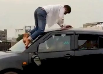 નશામાં ધુત શખ્સ હાઈવે પર એવો તો તોફાને ચઢ્યો કે ના પૂછો વાત