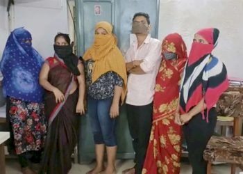 બહાર સ્પાનું બોર્ડ અંદર કૂટણખાનું, પોલીસની છાપેમારી