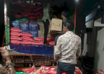 ટ્રકમાં દાળની આડમાં દારૂ… પોલીસે ઝડપી પાડ્યો જથ્થો