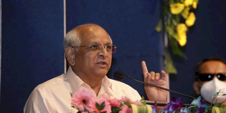 મુખ્યમંત્રીએ વીજળી બચાવવા કરી પહેલ, સરકારી બાબુઓ હવે સાહેબનું તો માનજો