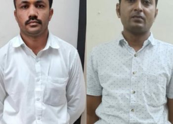 સર્કલ ઓફીસર અને તલાટી લાંચ લેતા રંગેહાથ ઝડપાઈ ગયા 