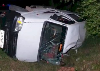 ઇકો કાર પલ્ટી જતા માતાજીના દર્શને જઈ રહેલ 3 લોકોના થયા મોત 