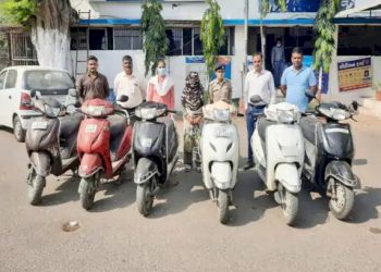 વાહનચોર મહિલા ઝડપાઈ, માસ્ટર કી થી 6 એકટીવા ઉપાડી લીધા હતા 