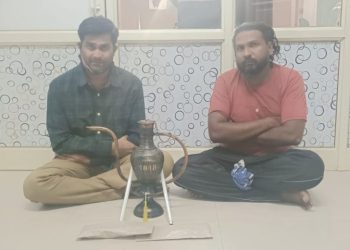 જાદુઈ ચિરાગ લઈને લોકોને છેતરવા નીકળેલા આ 2 શખ્સો ઝડપાઈ ગયા 