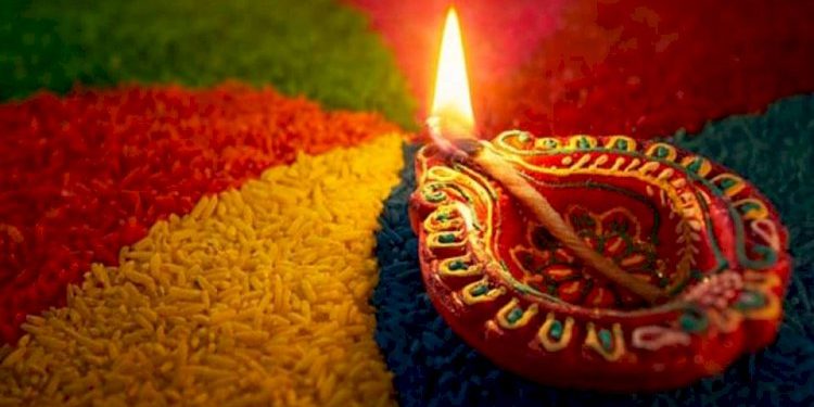 આજે છે દિવાળીનો દિવસ, દીપ પ્રાગટ્યનું છે વિશેષ મહત્વ…
